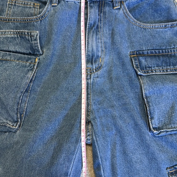 Cargo High Rise Wide Leg 👖 - Picture 6 of 7